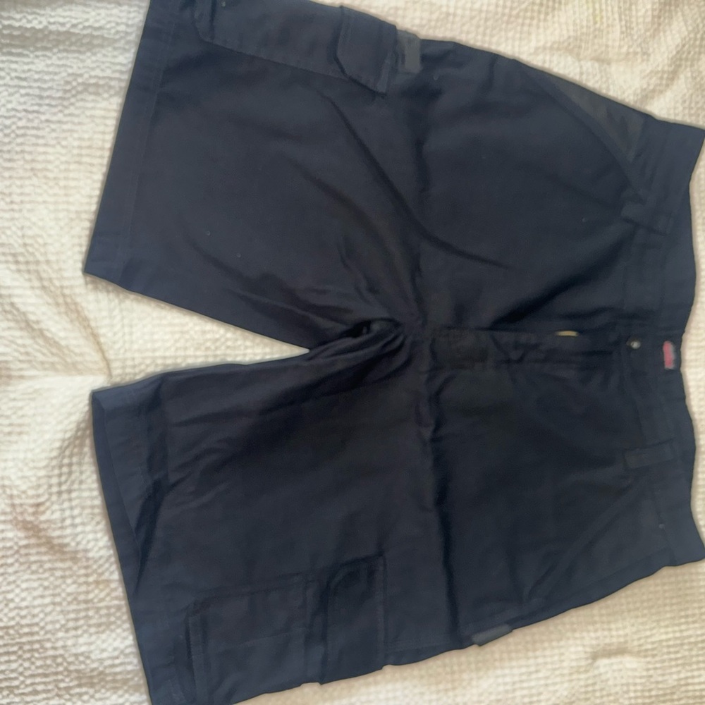 Dickies Black Cargo Shorts Casual Style